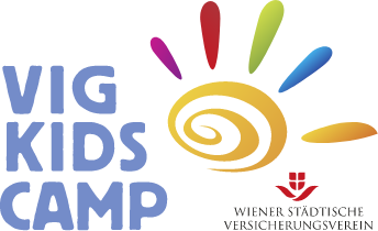 Ein Logo bestehend aus der Schrift VIG Kids Camp, einer abstrakten Sonne sowie der Schrift Wiener Städtische Versicherungsverein