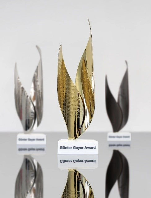  View of the Günter Geyer Prize for Social Awareness trophies.