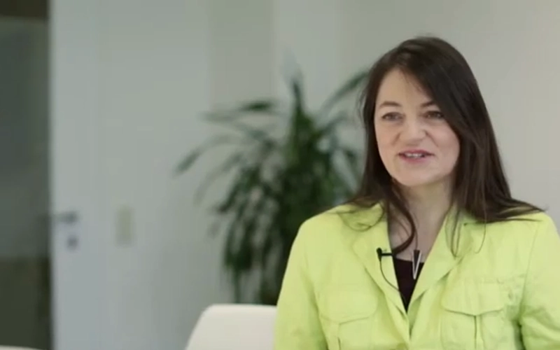 Video Still: Doris Neureiter about Asset Management