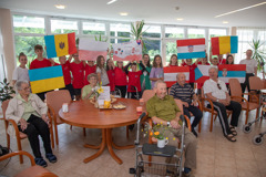 Generationen- und länderübergreifende Begegnungen in der Seniorenresidenz Kahlsperg in Hallein. 