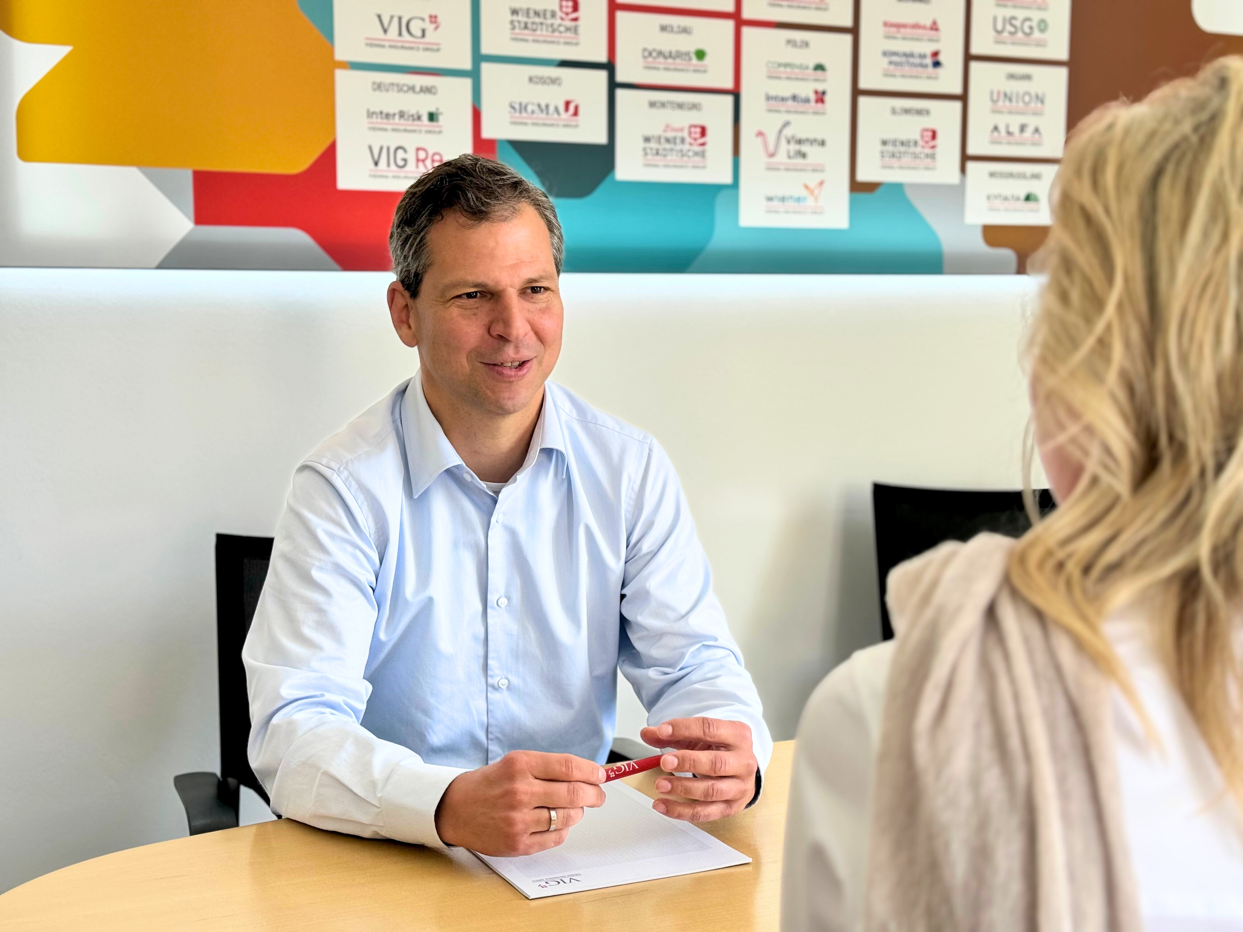 Gerald Netal, Head of Corporate Business der VIG im Interview mit Karin Kafesie, Head of CO³ in der VIG