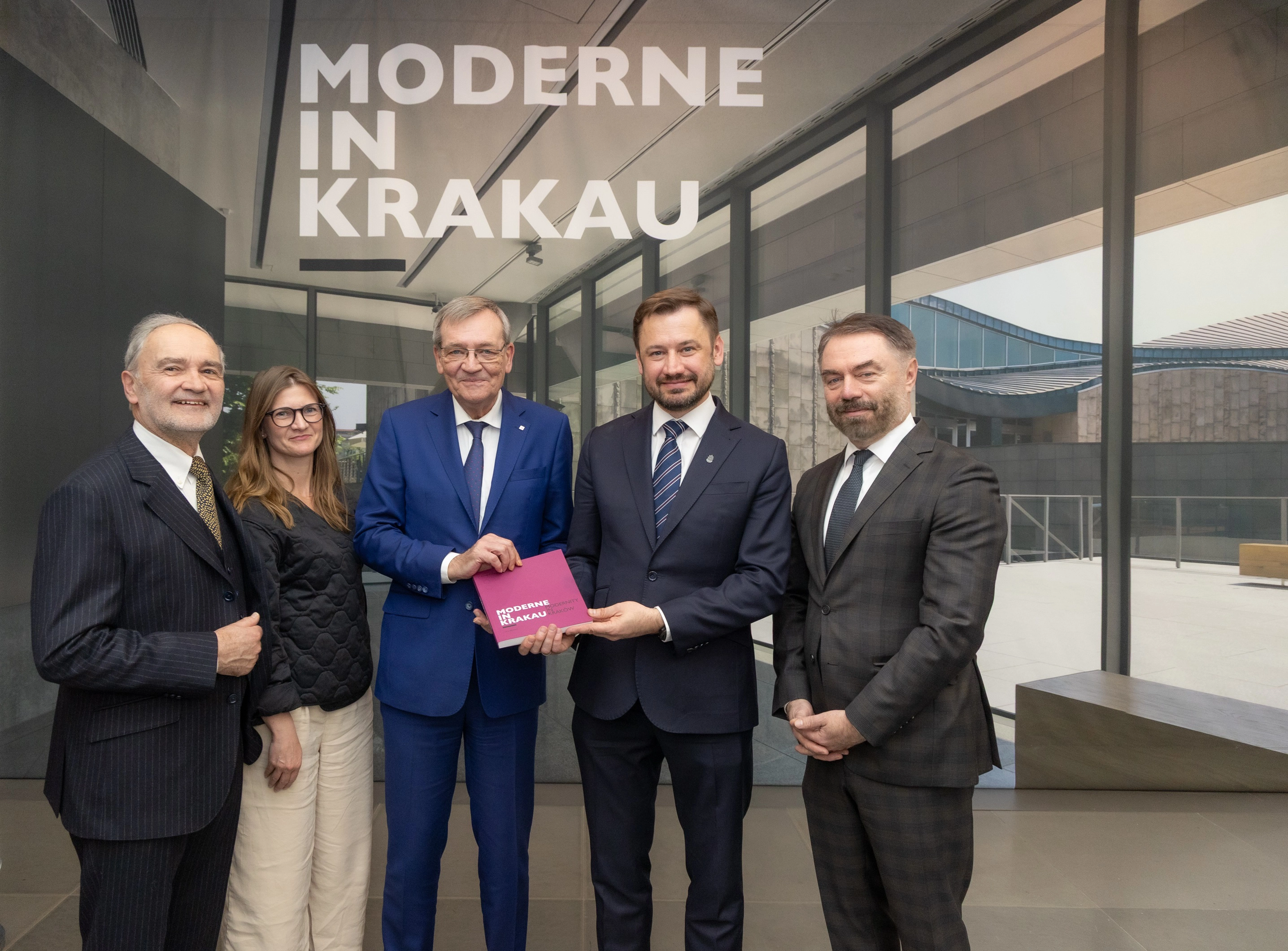 Adolph Stiller (curator), Małgorzata Jędrzejczyk (wissenschaftliche Beraterin), Robert Lasshofer (Chair of the Wiener Städtische Versicherungsverein Managing Board), Aleksander Miszalski (Mayor of Krakow) and Janusz Styczek (Head of the Economic Policy Department at the Polish Embassy in Vienna