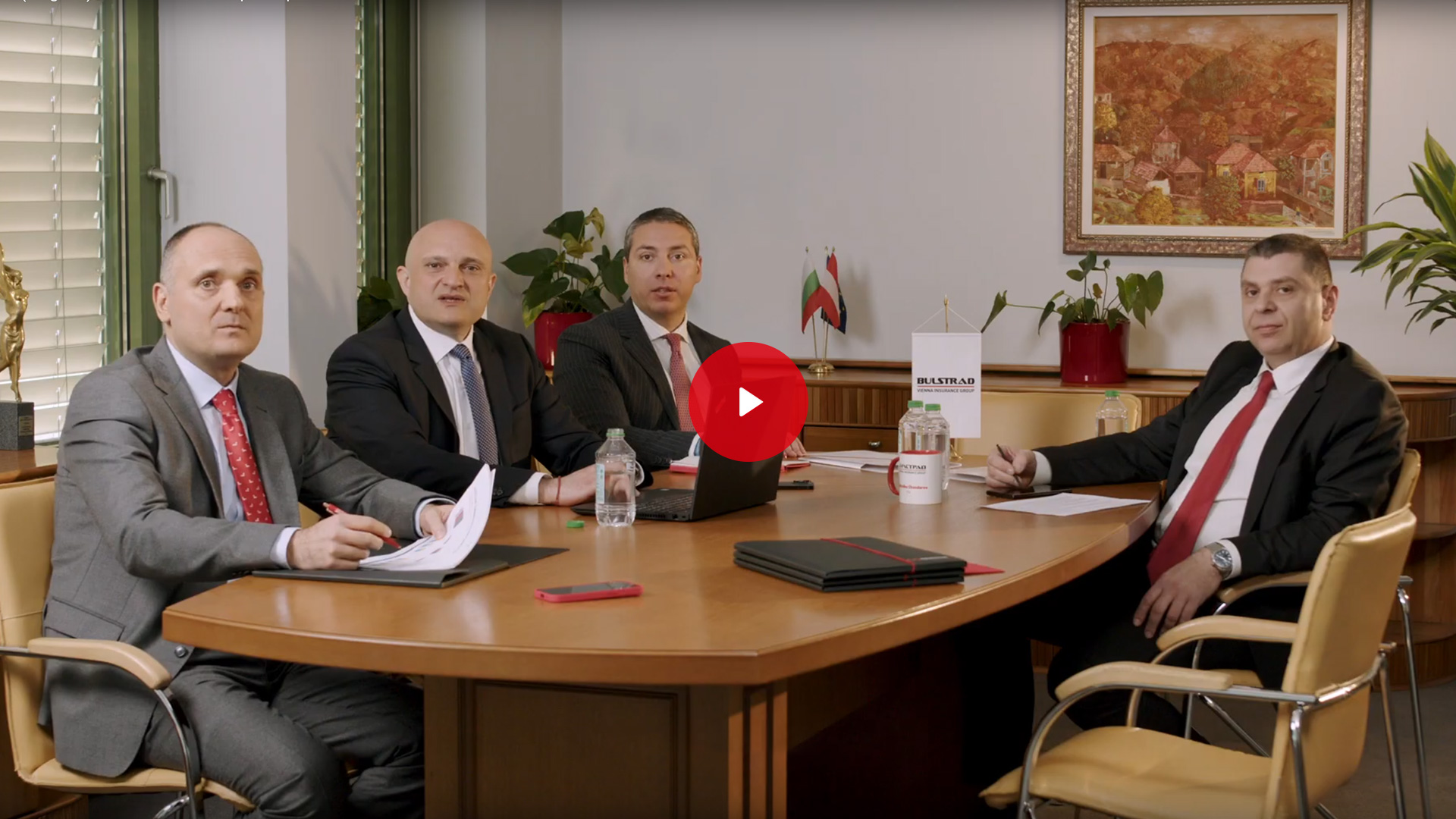 Vorstände der Bulstrad sitzen zusammen am Tisch