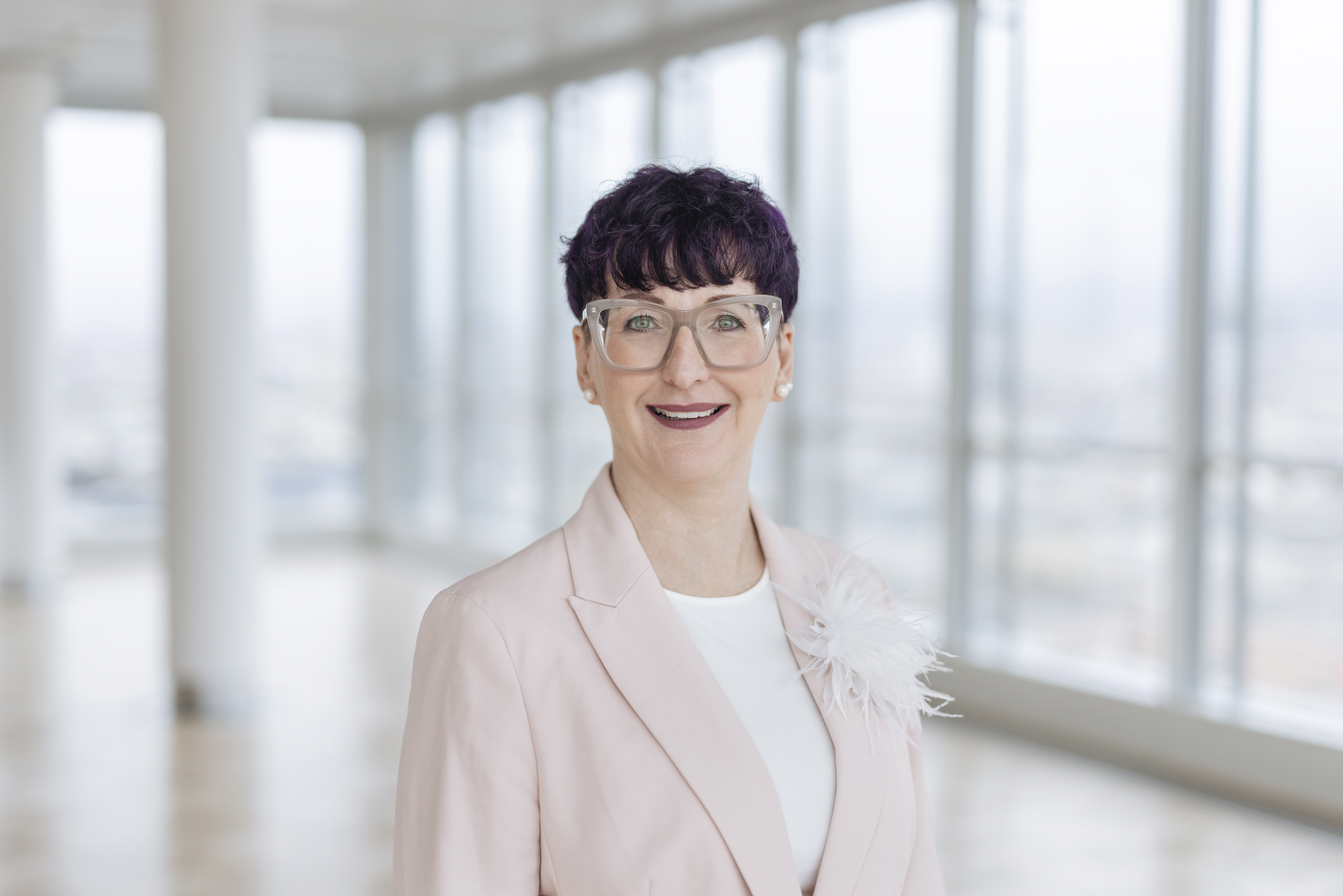 Sylvia Hollerer, Investor Relations Assistant